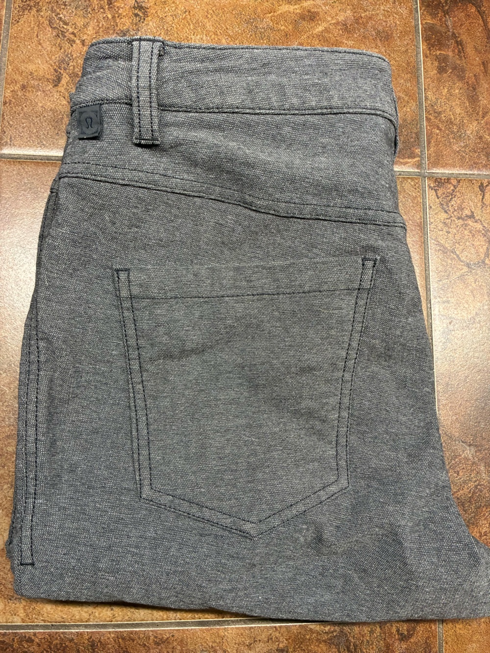 lululemon athletica Men's Slim Gray Stretch pants